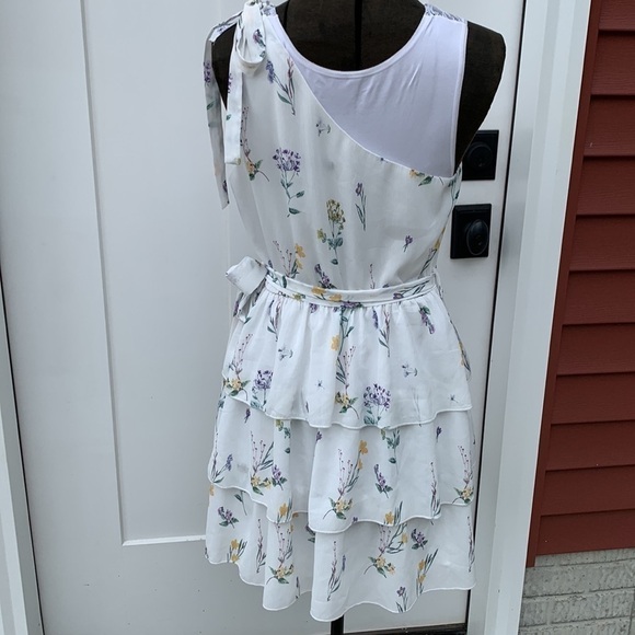 one shoulder mini dress peplum style flowing fabric garden flower print fairy - Picture 10 of 14